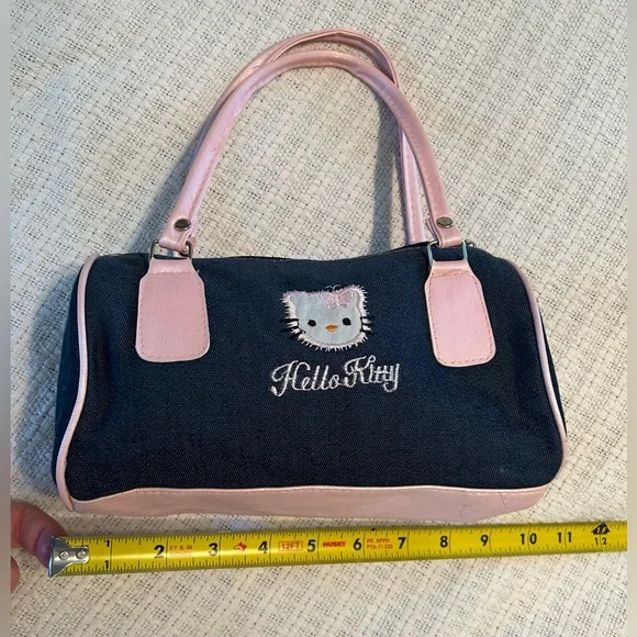 Hello Kitty VINTAGE denim PURSE 👛 - Picture 2 of 4